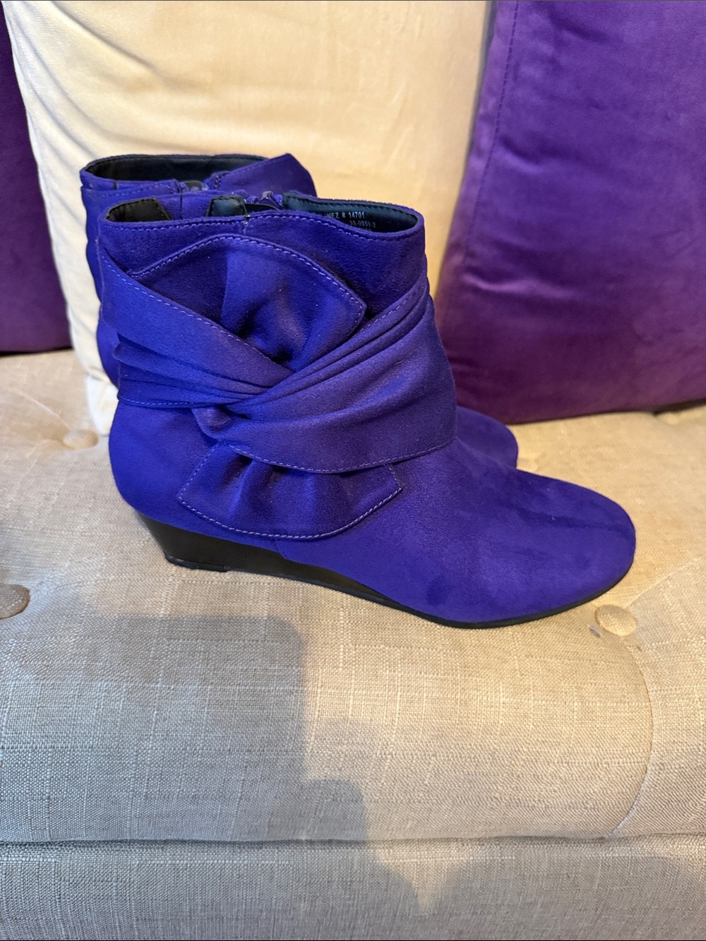 Women’s purple Ankle Boots with Bow Accent